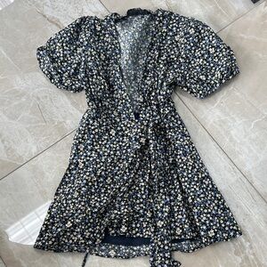 Vici Navy Floral Dress with Puff Sleeves